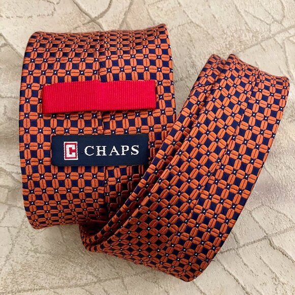 Chaps Ralph Lauren Orange & Navy Geometric Textured 100% Silk Tie 58" x 3.5" - Picture 2 of 3